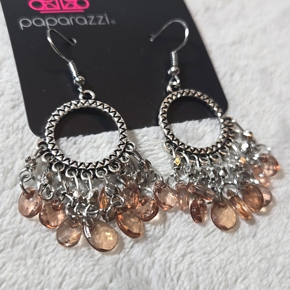 #332 NWT Paparazzi earring silver tone - Picture 2 of 4